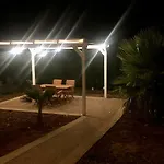 Oda ve Kahvaltı Stella Marina